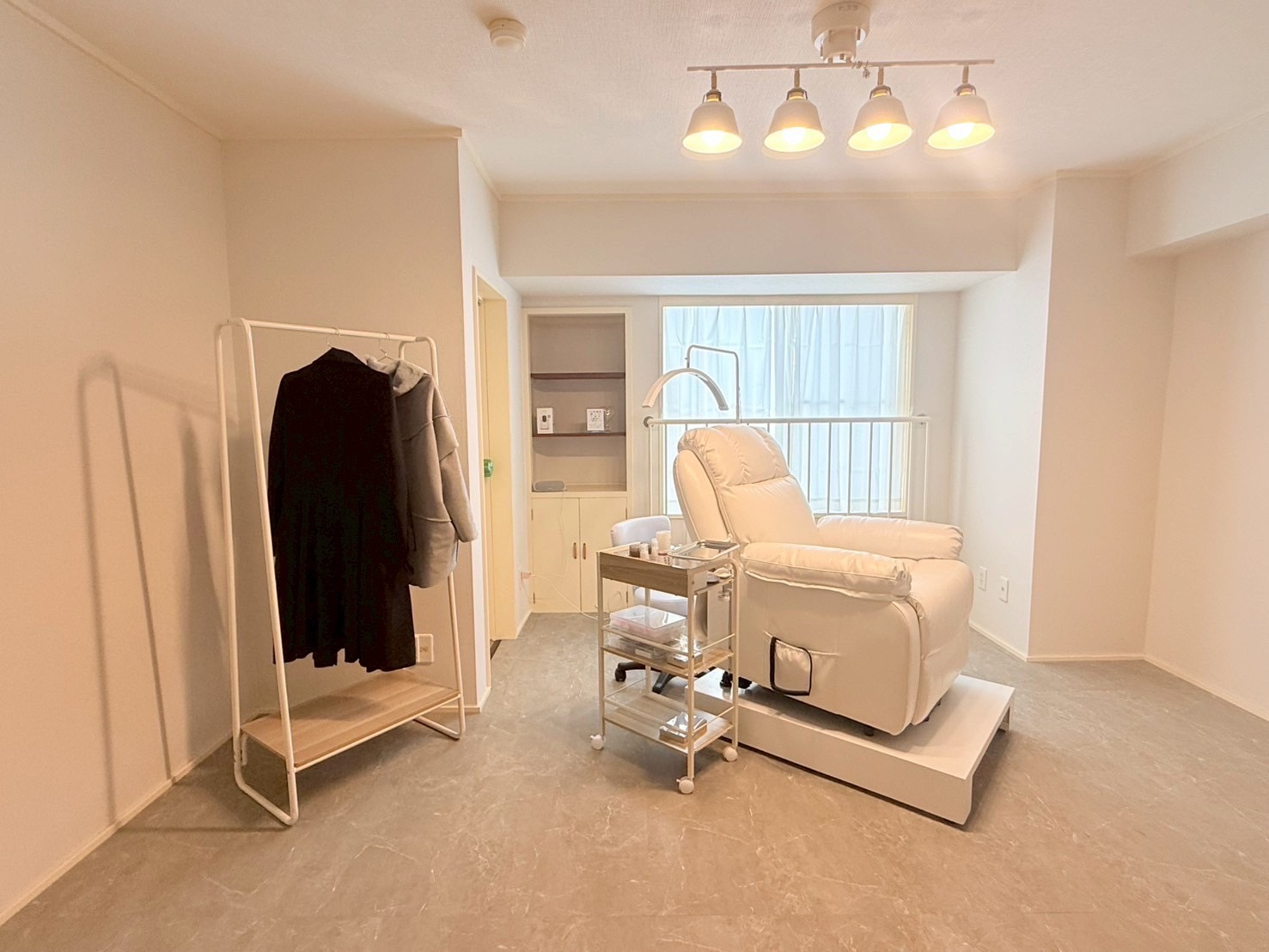 開業資金ゼロでもできる！プライベートサロンの基本