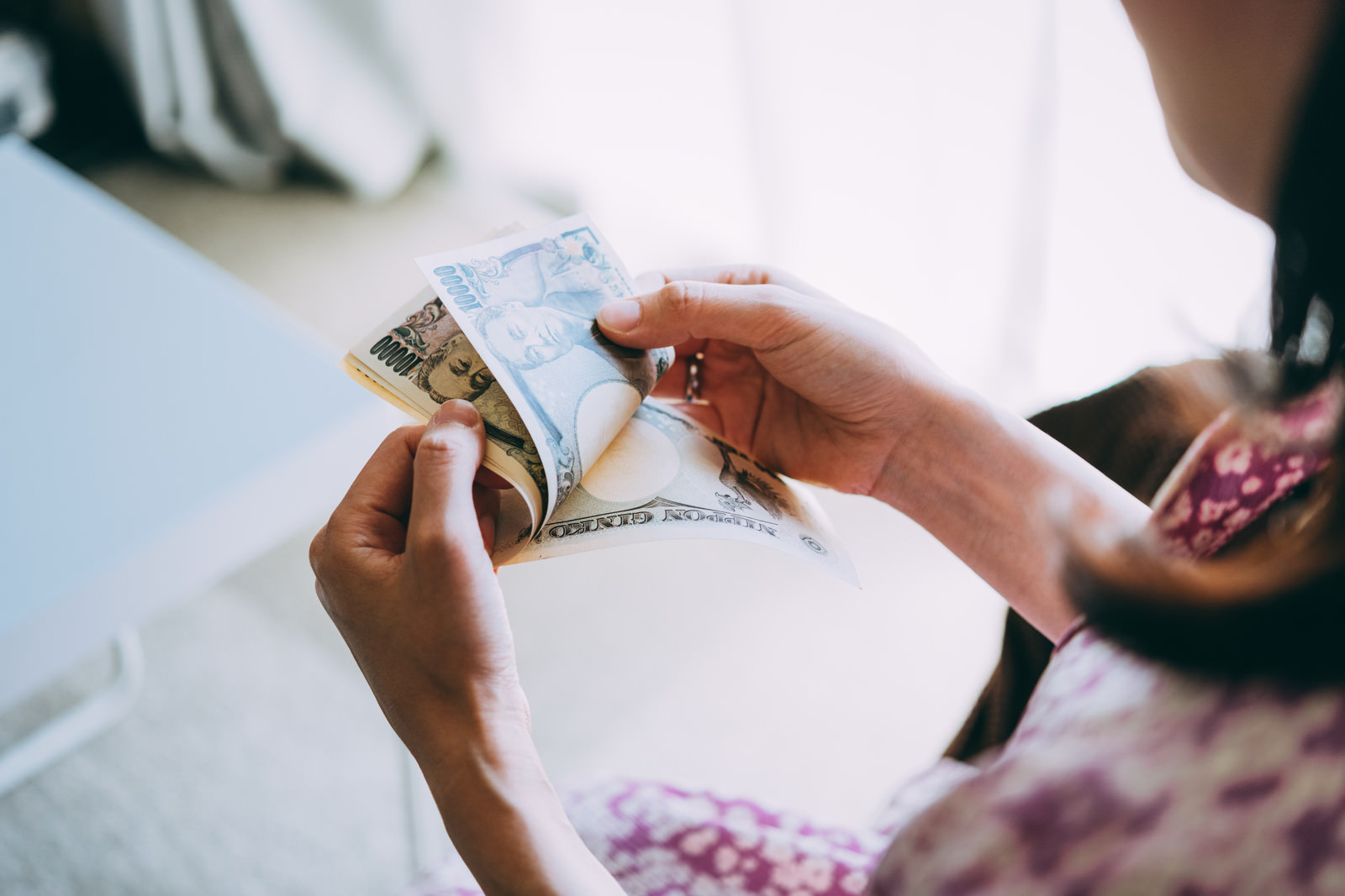 出張ネイリストの平均収入